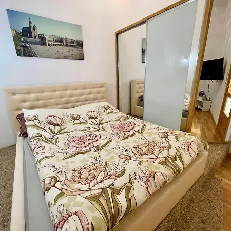 Xxl Apartment Old Town 24 H - Check In, Wi-Fi Krakow Exterior photo