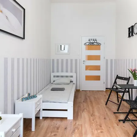 Xxl Apartment Old Town 24 H - Check In, Wi-Fi Krakow Exterior photo