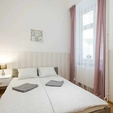 Xxl Apartment Old Town 24 H - Check In, Wi-Fi Krakow Exterior photo