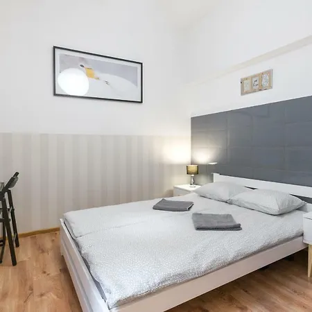 Xxl Apartment Old Town 24 H - Check In, Wi-Fi Krakow Exterior photo